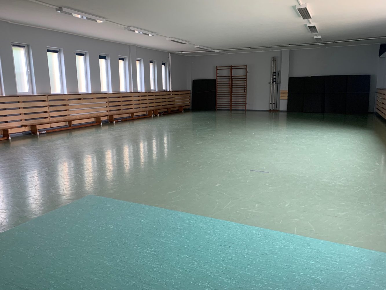 Gymn. Halle